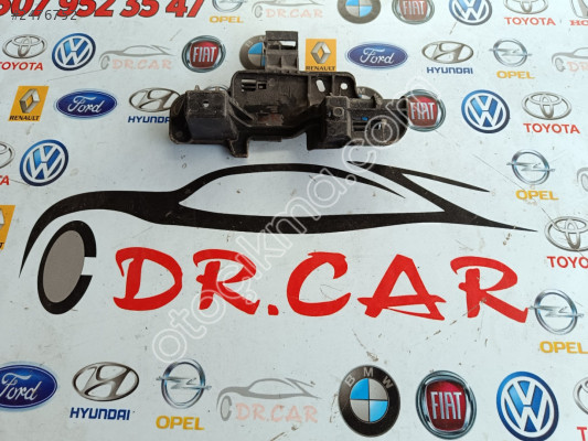 PEUGEOT PARTNER TAMPON BRAKETİ ÇIKMA PARÇA 8910032200