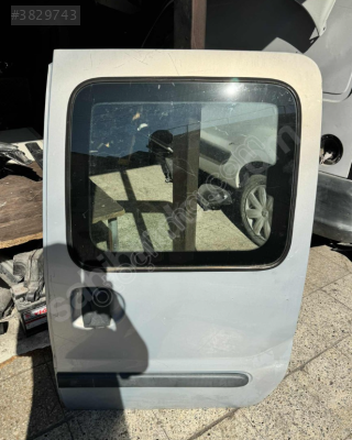 RENAULT KANGOO SOL SÜRGÜLÜ KAPI HATASIZ DOLU EYUPCAN OTO