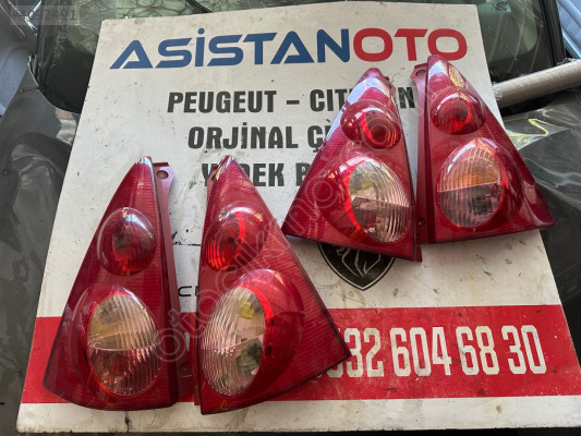 Peugeot 107 stop lambası çıkma