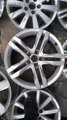 AUDI A4 2008 2012 JANT 8W9601025B