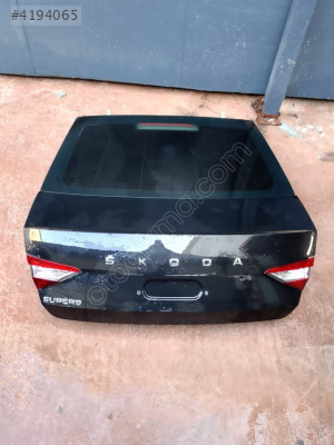 skoda süper b arka bagaj kapağı çıkma orjinal