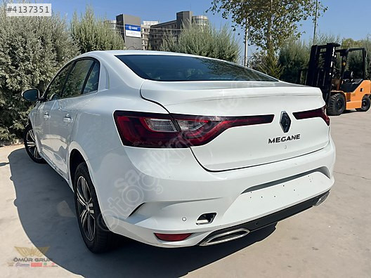 RENAULT MEGANE 4 ARKA TAMPON (DOLU) ORJİNAL ÇIKMA 850108387V