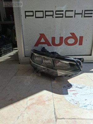 VOLKSWAGEN PASSAT B8.5 SAĞ ÖN FAR