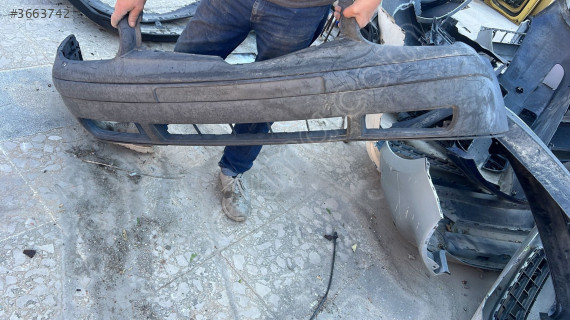 Volkswagen Golf 4 için Ön Tampon - Oto Çıkma Parçaları