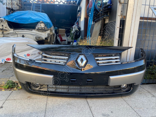 renault megan dört çıkma ön tampon