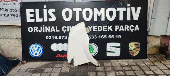 VOLKSWAGEN CRAFTER SAĞ ÖN ÇAMURLUK