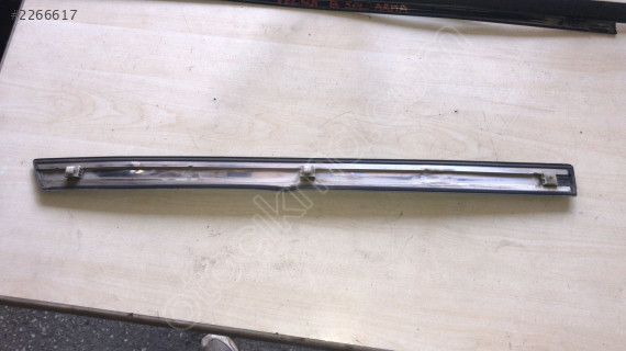 MERCEDES W124 SOL ARKA KAPI ÇITAS