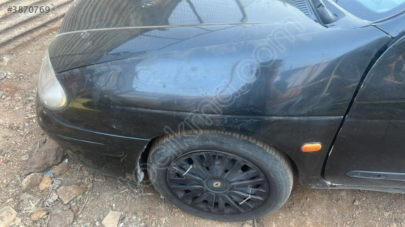 Renault megan 1 sol ön çamurluk hatasız
