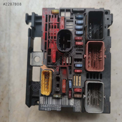 Citroen C4 Picasso Sigorta Kutusu 9667044880 - BSM-R01