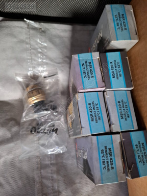 Renault 9 fan müşirü 92/82 üstün 7700782503
