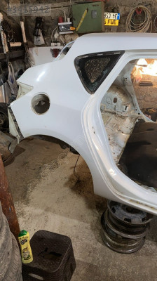 Beyaz Opel Astra J HB Arka Çamurluk Sacı - Çıkma Parça