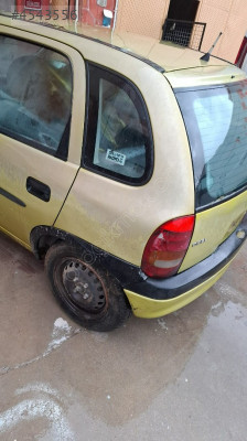 OPEL CORSA B HATASIZ SOL ARKA ÇAMURLUK
