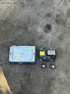 VOLVO S40 AMFİ-AİRBAG BEYNİ SENSÖRLER