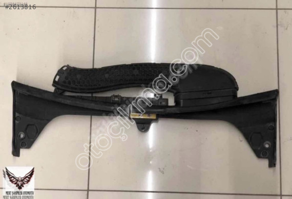 MERCEDES C SERİSİ W205 ÖN PANEL ÜST BAKALİT-HAVA FİLTRE BORUSU