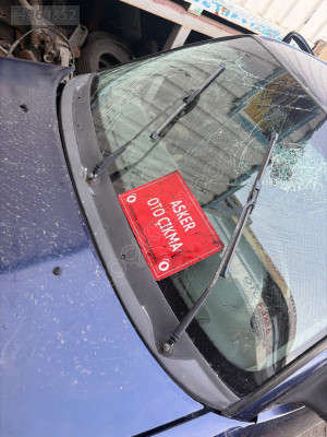 Astra f ön cam ızgarası