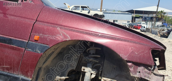 Ford Escort CL sağ ön çamurluk