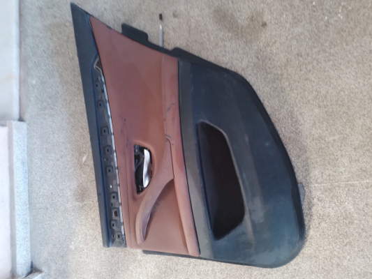 BMW F10 SAĞ ARKA KAPI