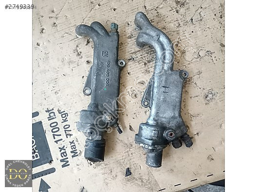 Opel Vectra a 2.0 motor termostat yatağı çıkma orjinal