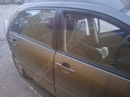 TOYOTA COROLLA SAĞ ARKA KAPI ÇIKMA YEDEK PARÇA
