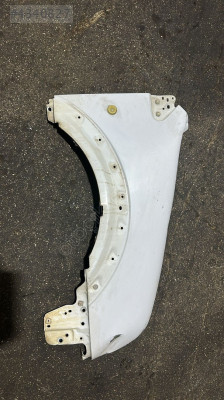 2013 FORD CONNECT 1.8 75 LİK E5 ÖN SAĞ ÇAMURLUK