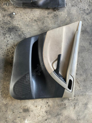 Citroen c4 Picasso sol arka kapı döşemesi