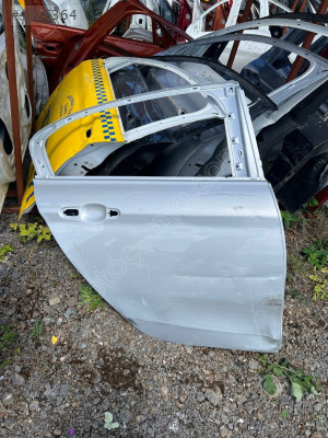 FİAT EGEA SAĞ ARKA KAPI GRİ ORJİNAL ÇIKMA UYGUN FİYAT