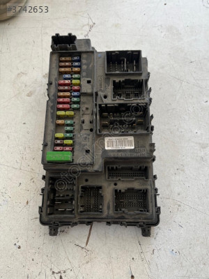 Ford mondeo Sıgorta kutusu