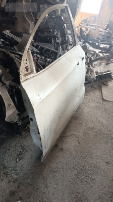 Nisan Qashgai sol ön kapı