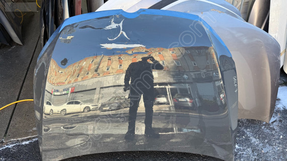 VOLKSWAGEN GOLF 7 ÖN KAPUT ORJİNAL ÇIKMA