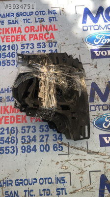 VOLVO XC60 ÖN SOL TAMPON BRAKET ORJ ÇIKMA 2018-20 31425173