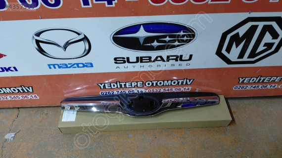 subaru forester panjur üst kısmı