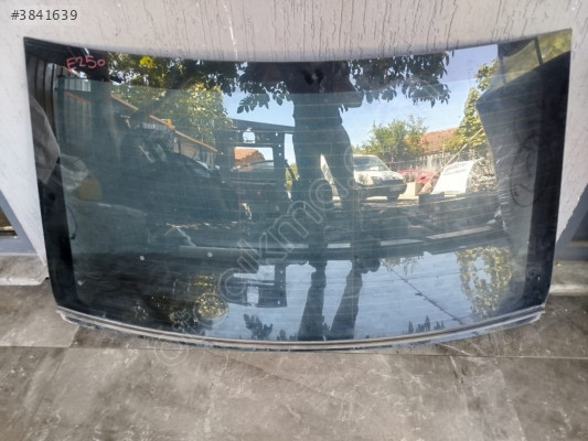 MERCEDES E250 ARKA CAM EGE OTOMOTİV BURSA