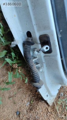 Dacia Duster 2013  çıkma sağ  arka kapı gergisi