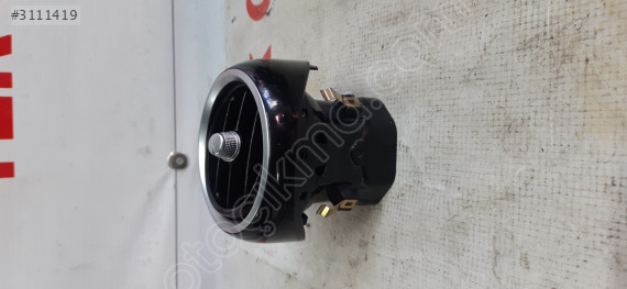 Mercedes C 205 HAVA NOZULU A2058301200 SAĞ