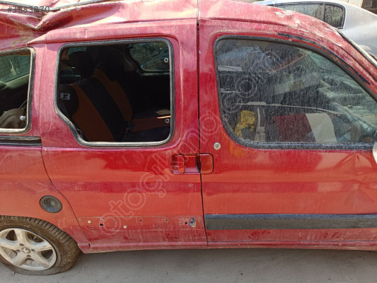 Partner sağ ön kapı