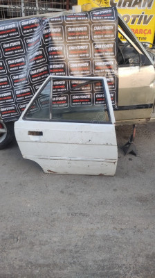 Renault 9 kapı