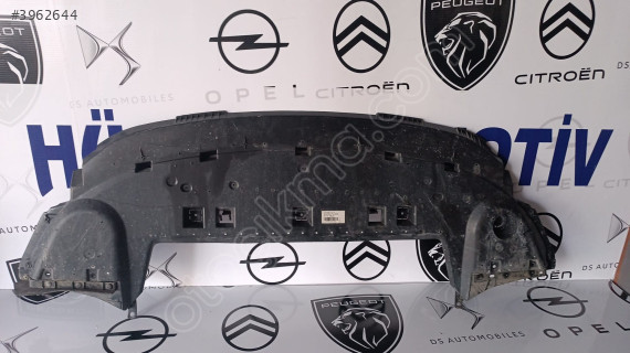 OPEL Grandland X ÖN TAMPON ALT MUHAFAZA 3646671