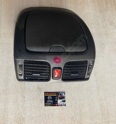 Nissan Almera Orjinal Hatasız Komple Orta Torpido 2000-2003