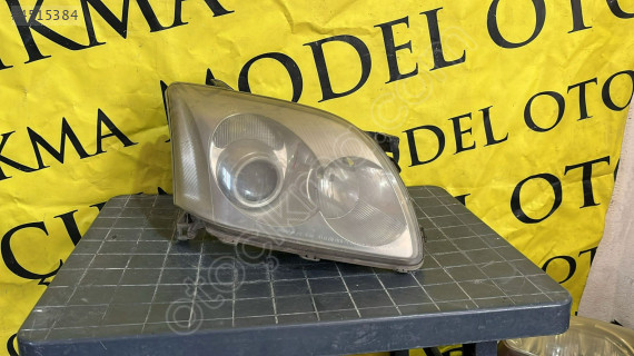 TOYOTA AVENSİS SAĞ ÖN FAR