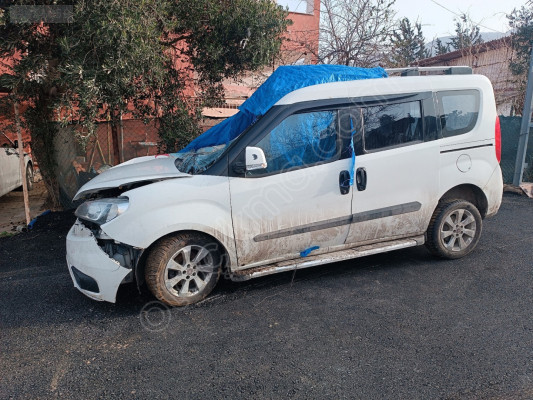 Doblo sol ön kapı