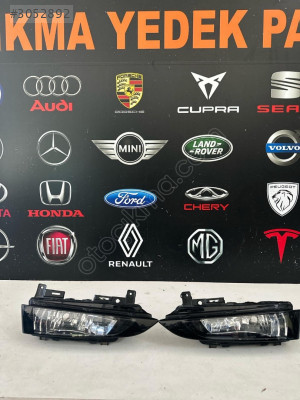 SKODA SCALLA SAĞ SOL SİS FARI 657-941-699 657-941-698