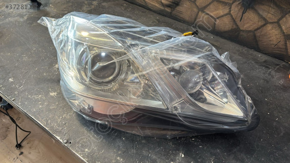 MERCEDES E SERİ W212 XENON SAĞ FAR