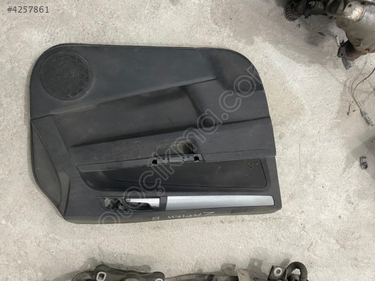 Opel Zafira B Modeli İçin Sol Ön Kapı Döşemesi