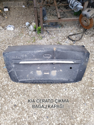 KİA CERATO ÇIKMA ORJİNAL BAGAJ KAPAĞI
