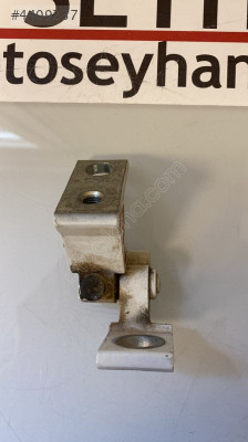 7N0881402 Volkswagen Polo 2017 sağ ön arka kapı alt menteşesi