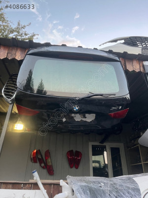 BMW X1 BAGAJ KAPAĞI