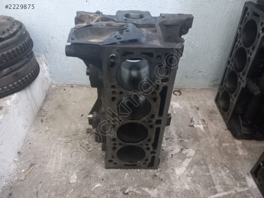 Renault megane 1 1.6 motor blok çıkma orjinal
