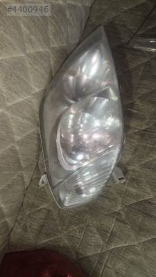 2004 Toyota Corolla sağ far Sedan