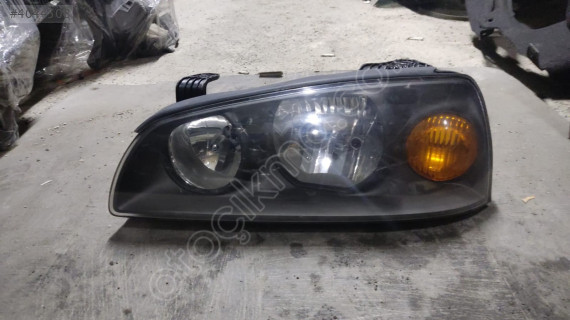 Hyundai Elantra Sol Far