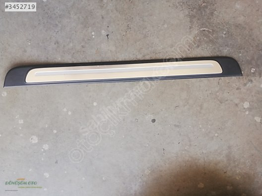 AUDİ A3 SEDAN ÇIKMA KAPI EŞİĞİ 8V4853492J 2022